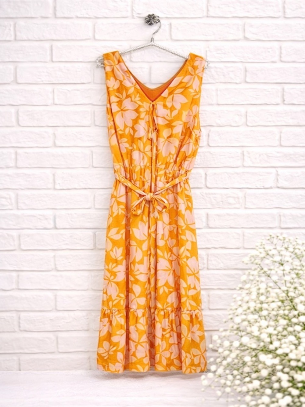 Collective Concepts NWT Tie Neck Floral Midi Dress Size S